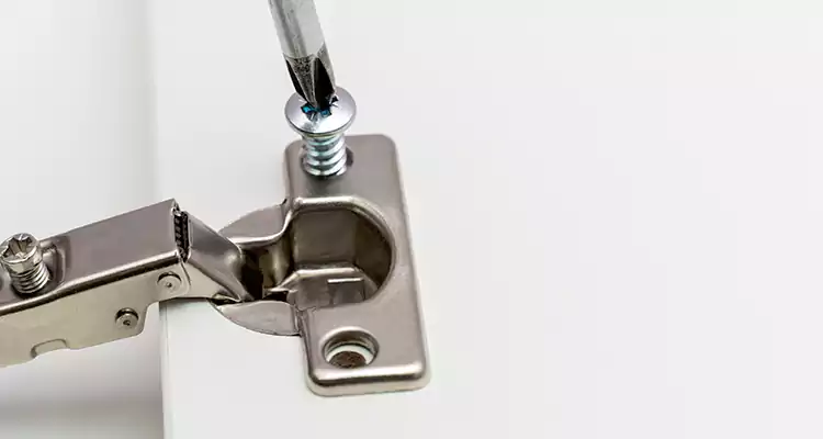 Screen Door Hinge Repair in Lynn Haven, FL