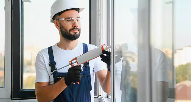 Retractable Screens Repair for Patio in Lynn Haven, FL