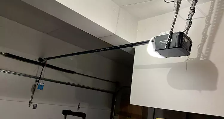 Linear Garage Door Opener Repair in Lynn Haven, FL