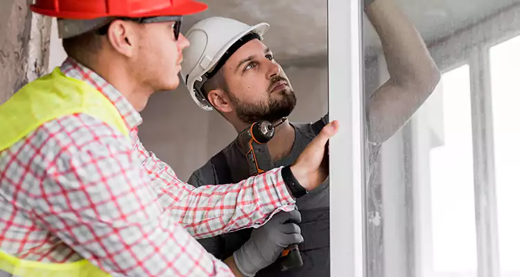 Sliding Patio Door Sticking? Expert Repair in Lynn Haven, FL.